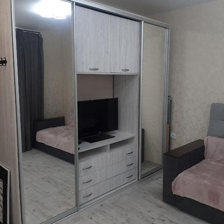 Квартира Студія Sofiivska Borshchahivka Экстерьер фото